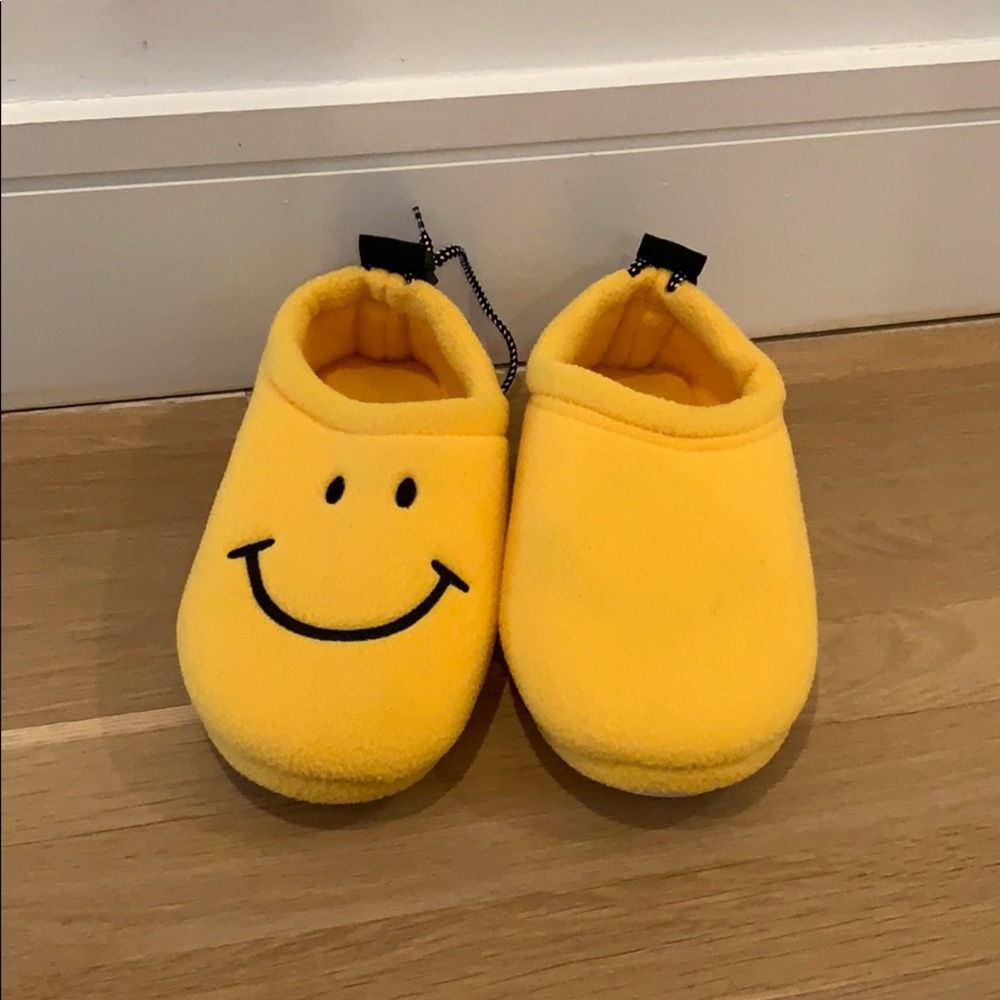 Smiley face urban outfitters slippers